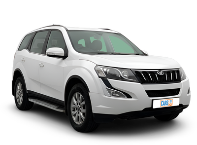 Mahindra XUV500-img